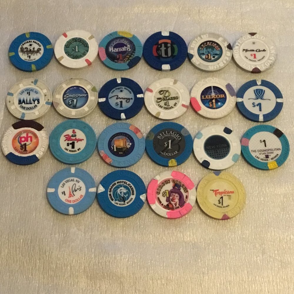 Very cool & colorful lot of 22 $1.00 Las Vegas Casino chips